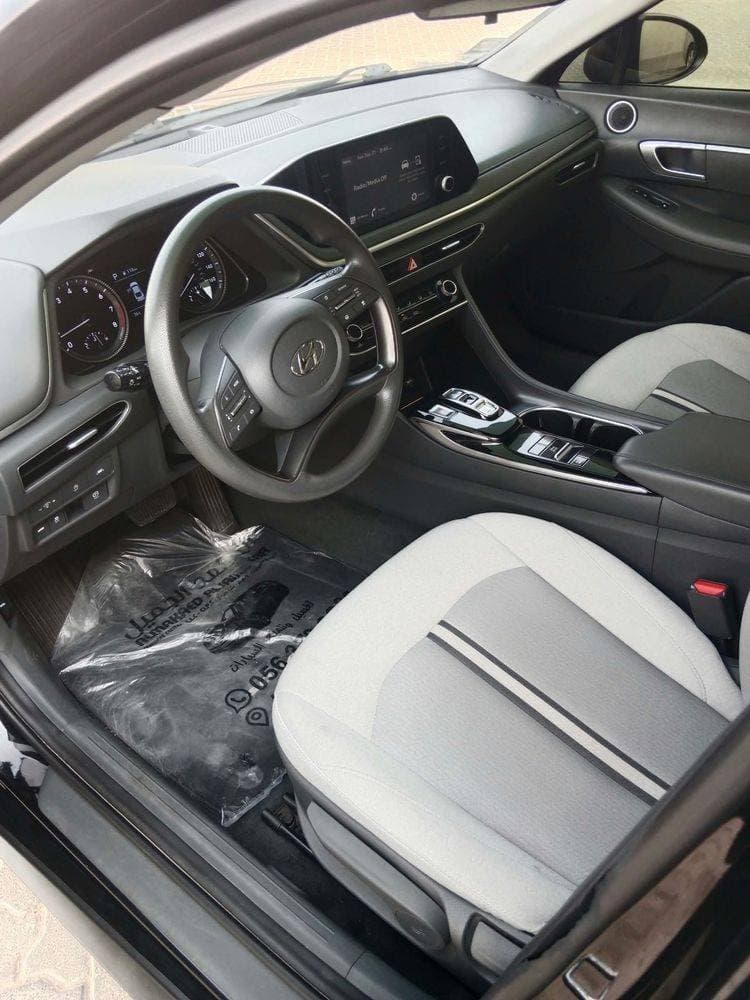 2022 Hyundai Sonata thumbnail 2