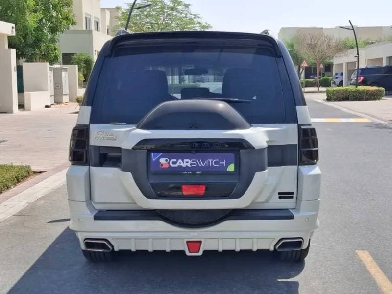 2020 Mitsubishi Pajero thumbnail 6