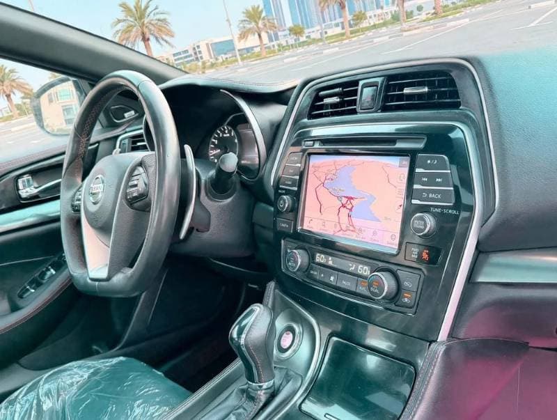 2021 Nissan Maxima thumbnail 5