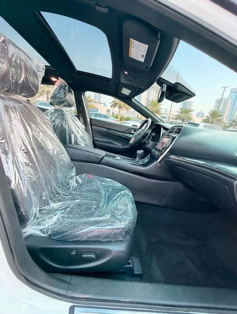 2021 Nissan Maxima thumbnail 4
