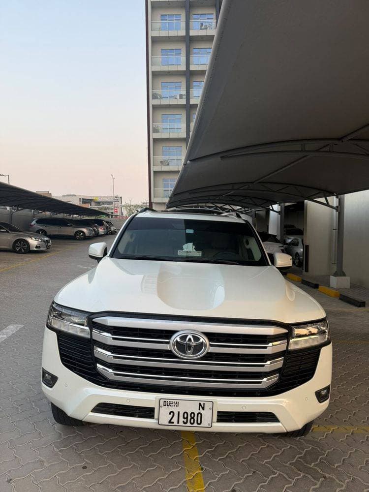 2022 Toyota Land Cruiser thumbnail 4