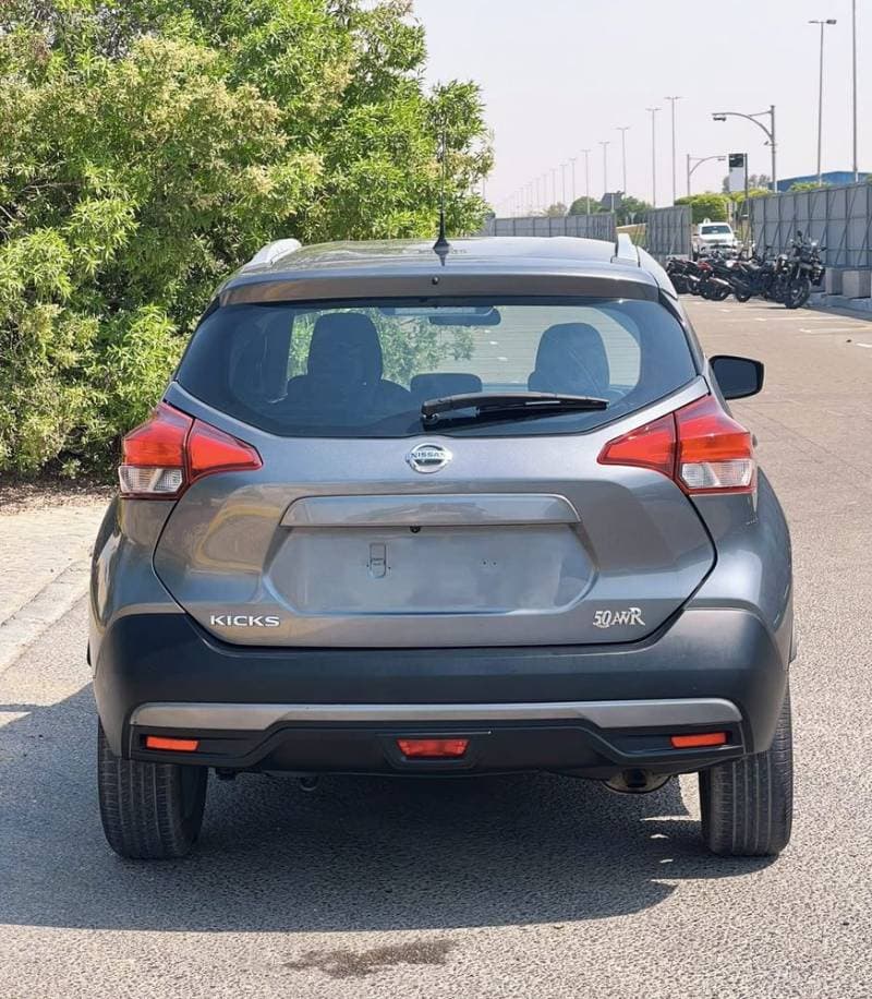 2018 Nissan Kicks thumbnail 6