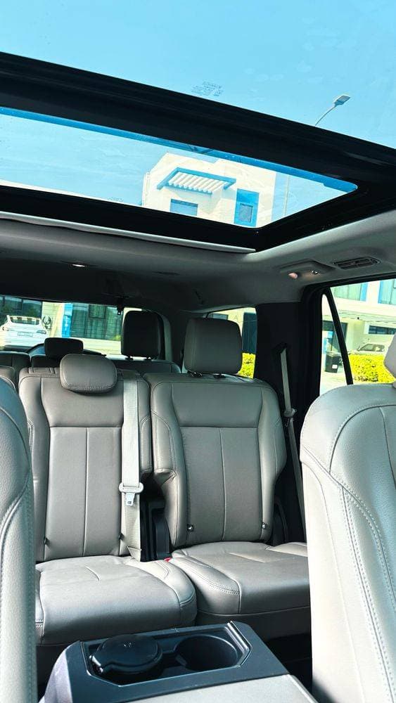 2019 Ford Expedition thumbnail 5