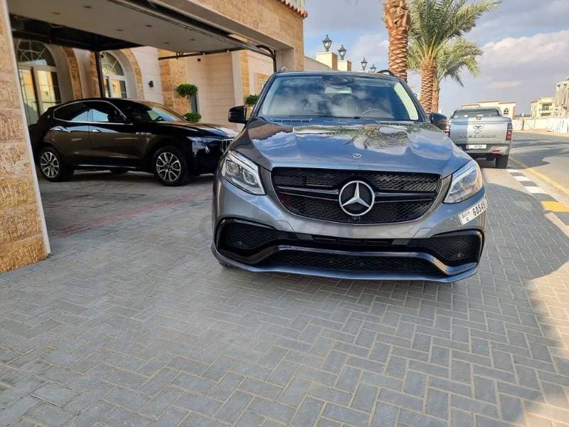 2019 Mercedes-Benz GLE-Class thumbnail 3