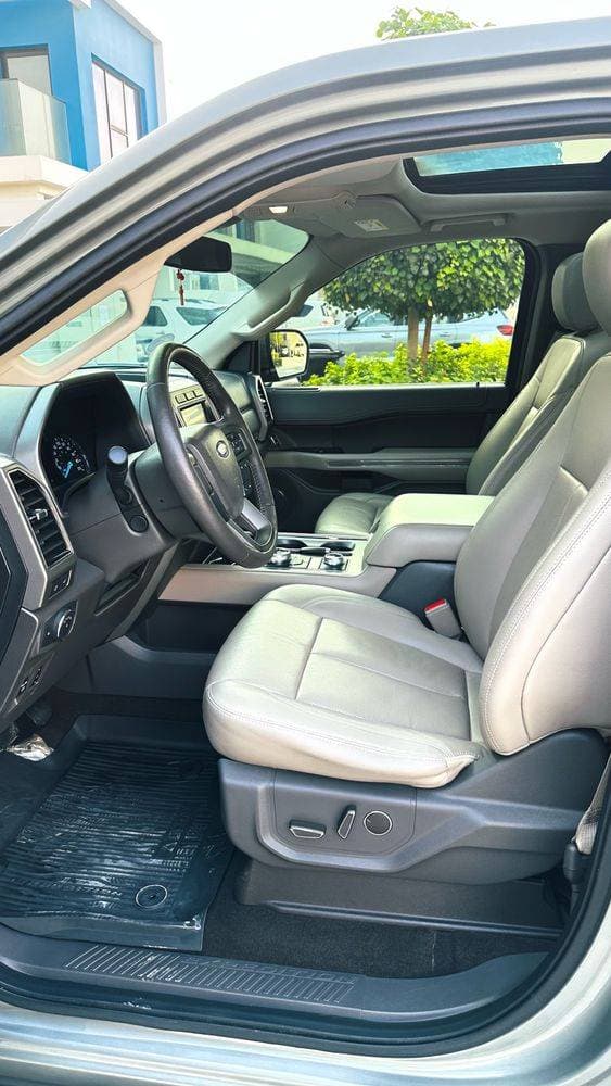 2019 Ford Expedition thumbnail 4