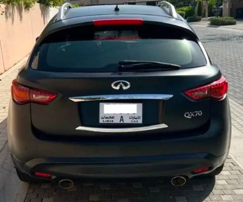 2014 Infiniti QX70 thumbnail 4