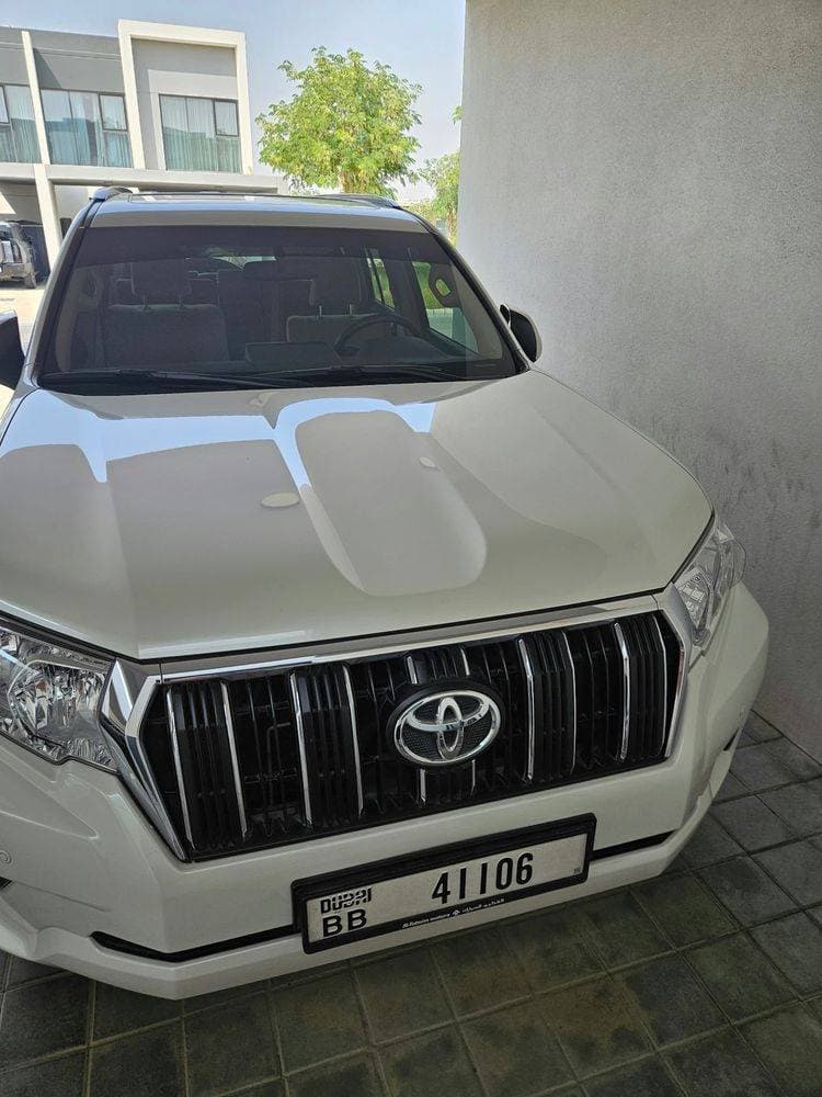 2023 Toyota Land Cruiser Prado thumbnail 4