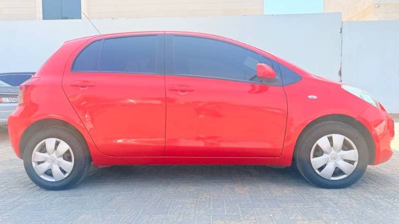 2008 Toyota Yaris thumbnail 4