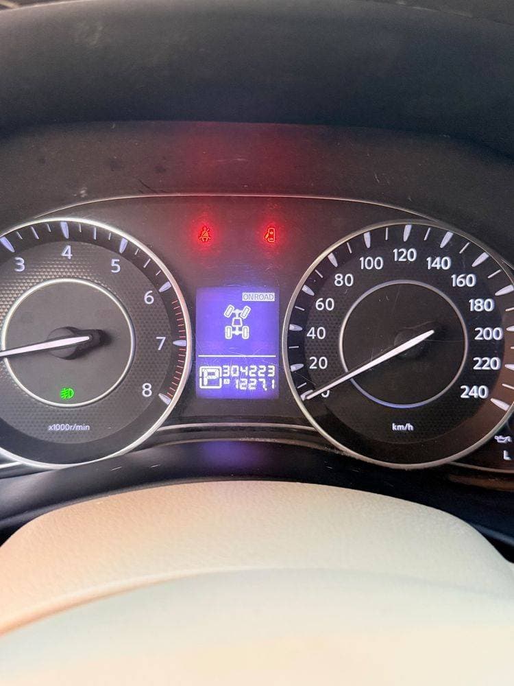 2014 Nissan Patrol thumbnail 5