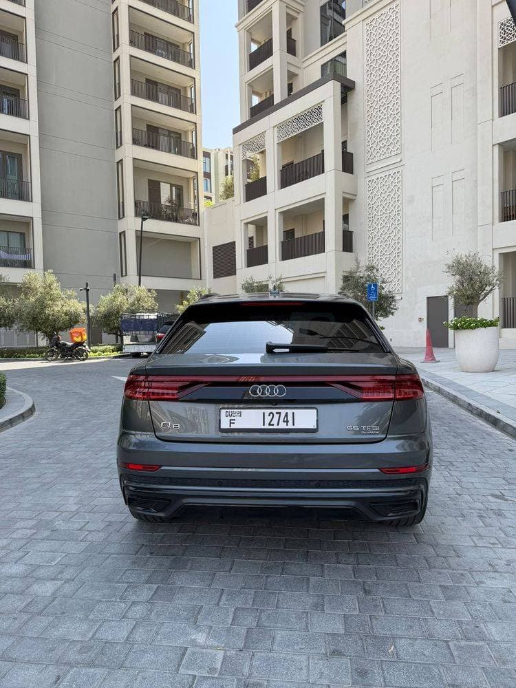 2019 Audi Q8 thumbnail 3