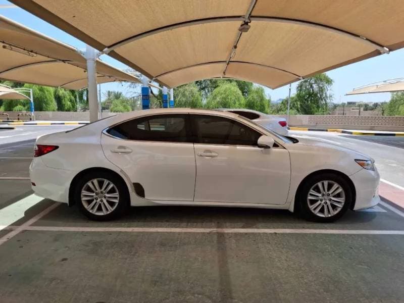 2013 Lexus ES thumbnail 8