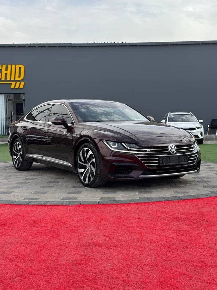 2018 Volkswagen Arteon thumbnail 2