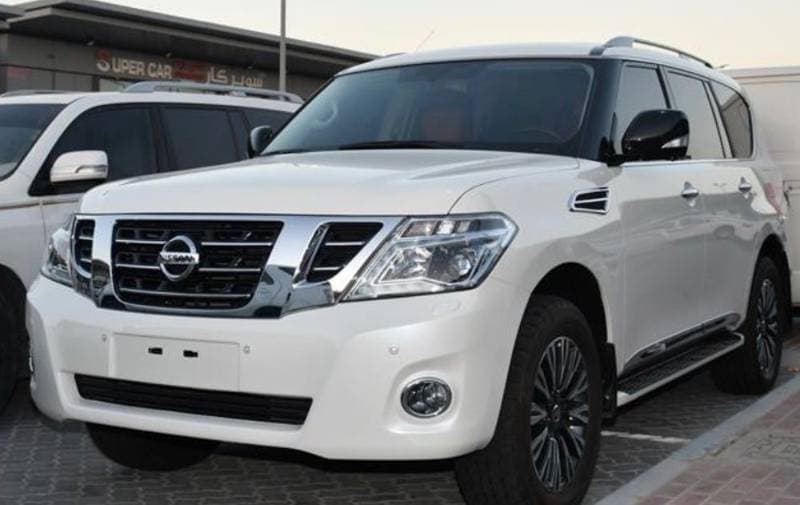 2019 Nissan Patrol thumbnail 3