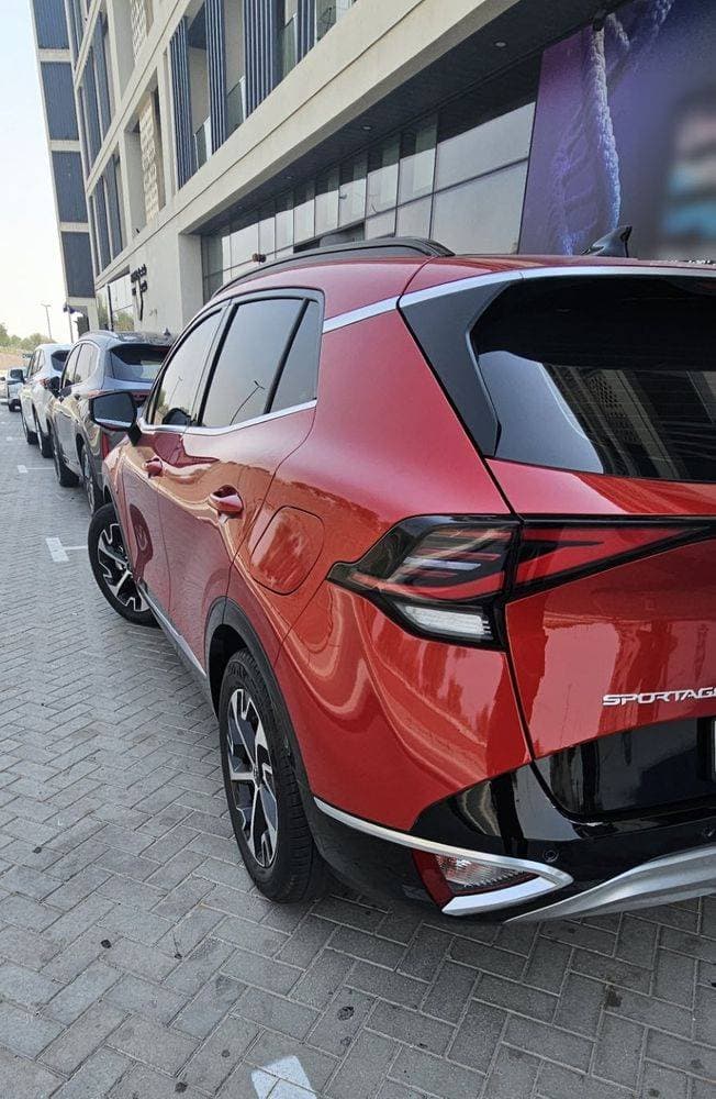 2023 Kia Sportage thumbnail 3