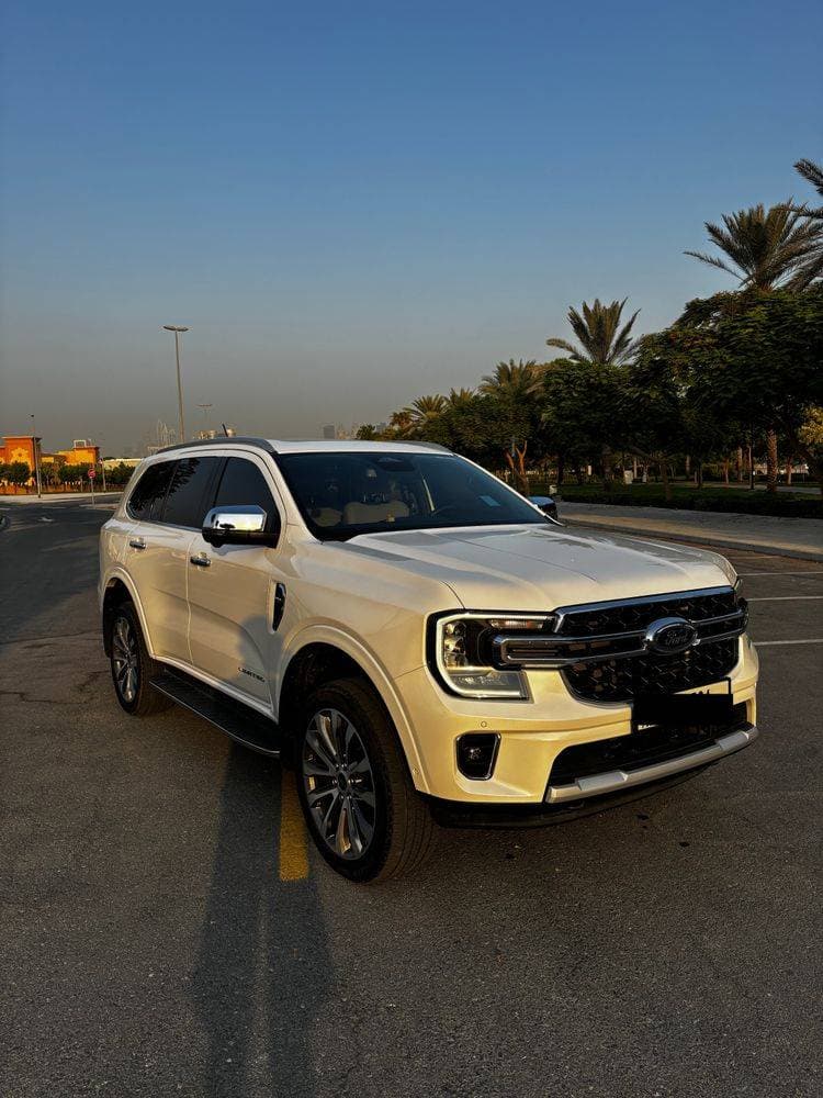 2024 Ford Everest thumbnail 3