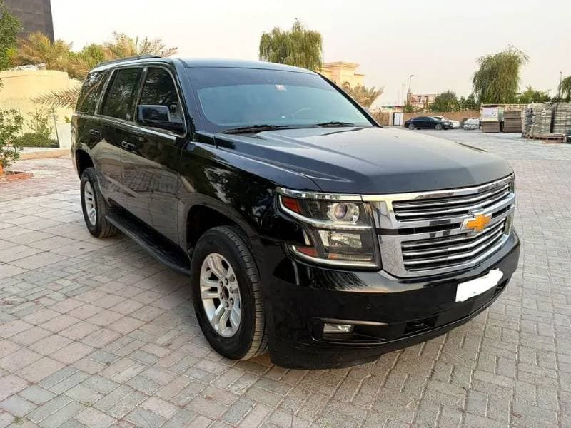 2015 Chevrolet Tahoe thumbnail 3