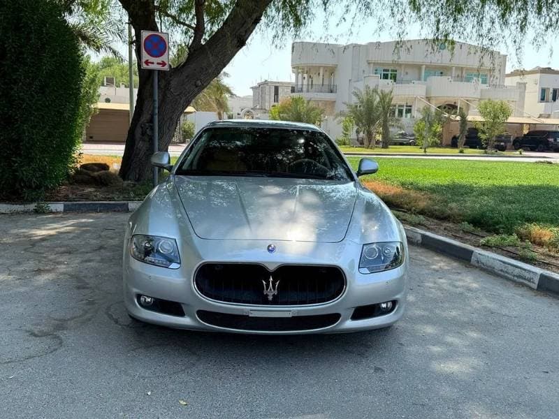 2012 Maserati Quattroporte thumbnail 4