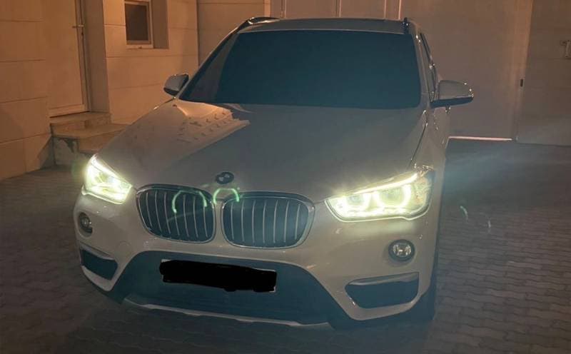 2016 BMW X1 thumbnail 2