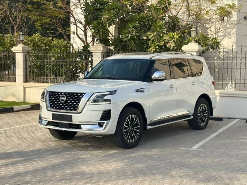 2023 Nissan Patrol thumbnail 5