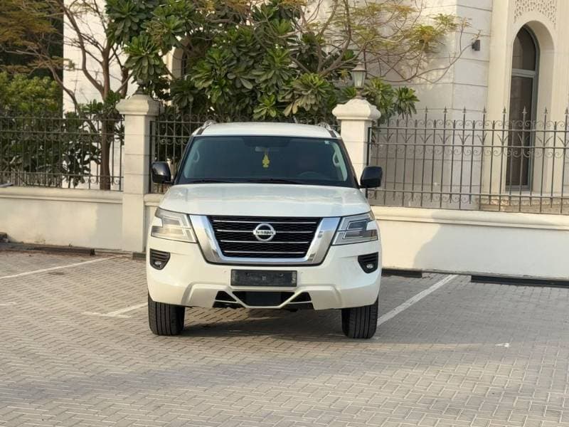 2021 Nissan Patrol thumbnail 2