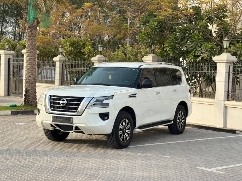 2021 Nissan Patrol thumbnail 3