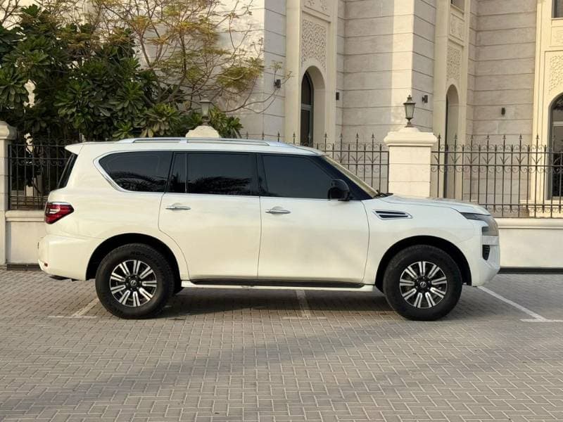 2021 Nissan Patrol thumbnail 5