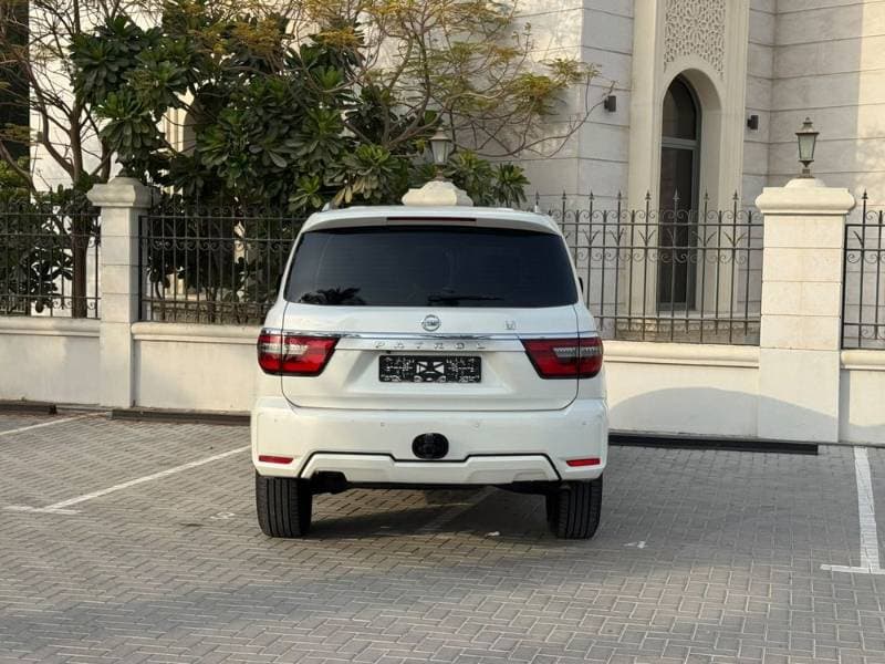 2021 Nissan Patrol thumbnail 7