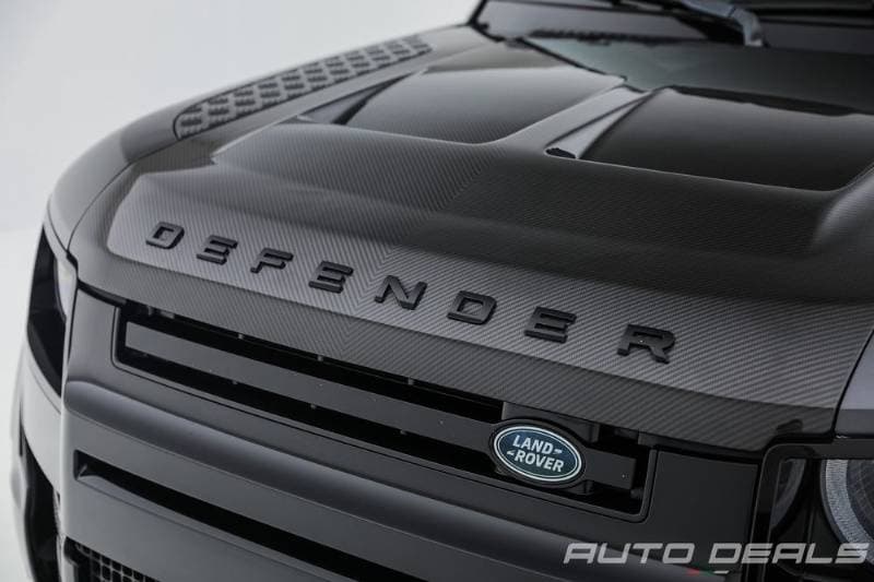 2023 Land Rover Defender thumbnail 7