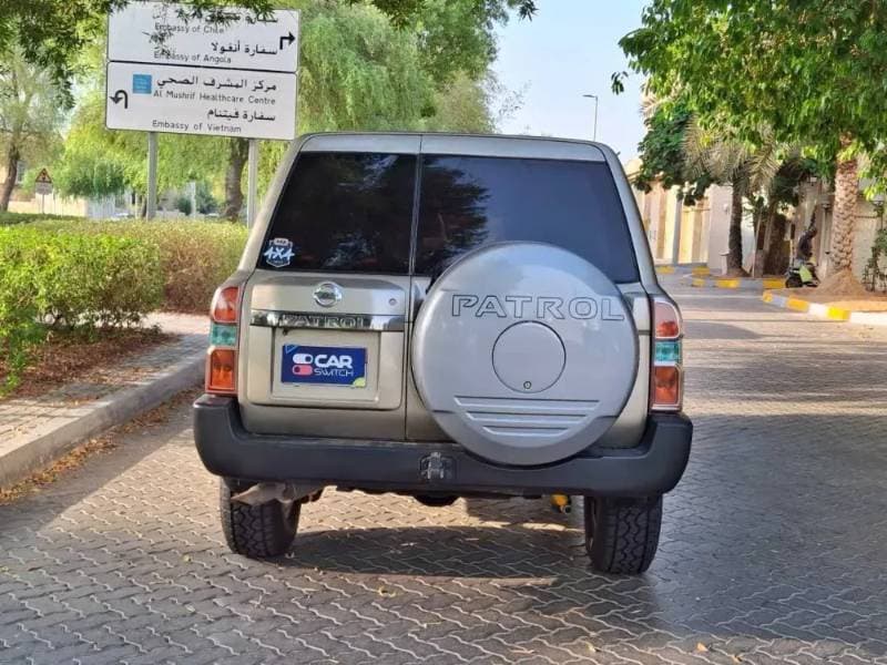 2013 Nissan Patrol Safari thumbnail 6