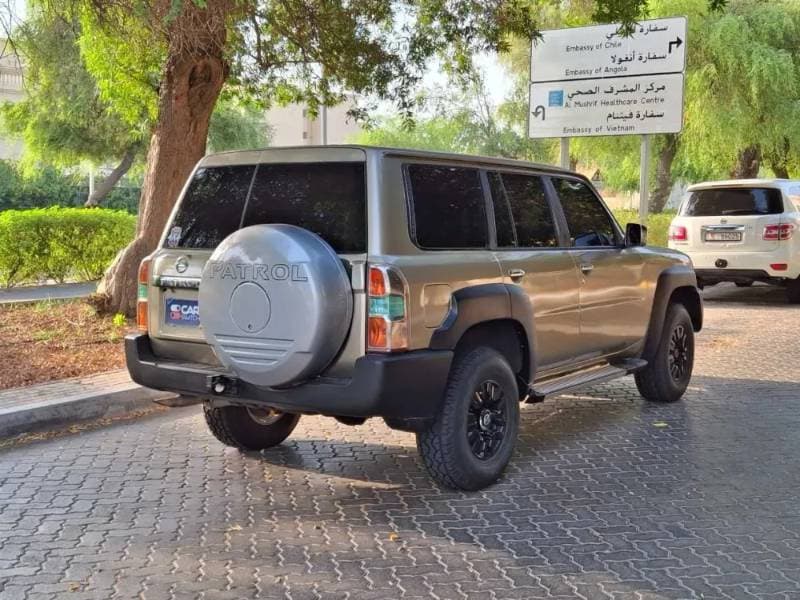 2013 Nissan Patrol Safari thumbnail 7