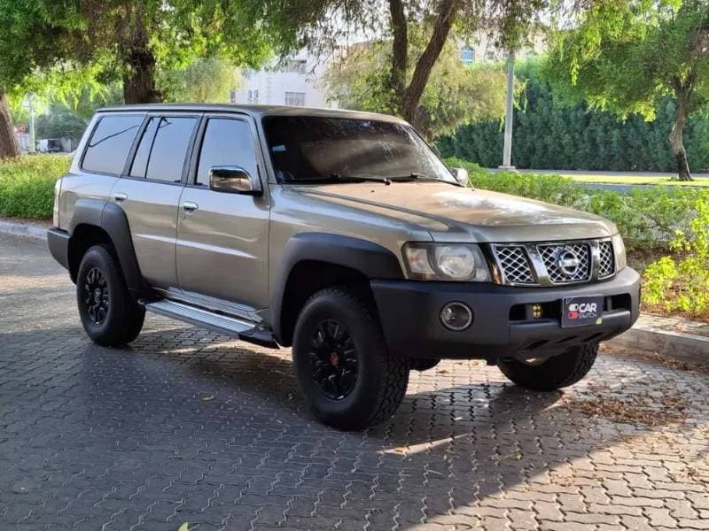 2013 Nissan Patrol Safari thumbnail 3