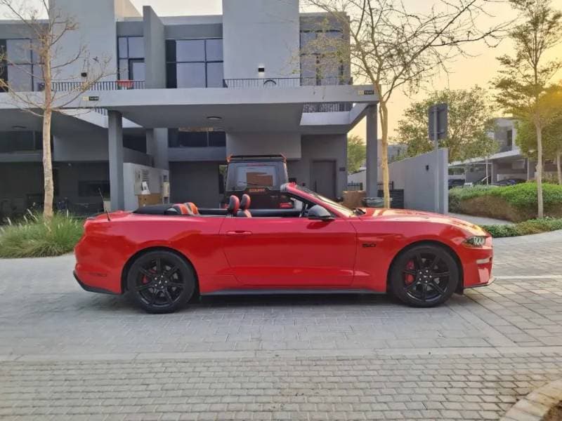 2018 Ford Mustang thumbnail 3