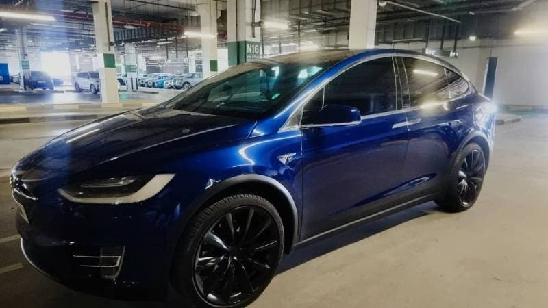 2019 Tesla Model X thumbnail 2
