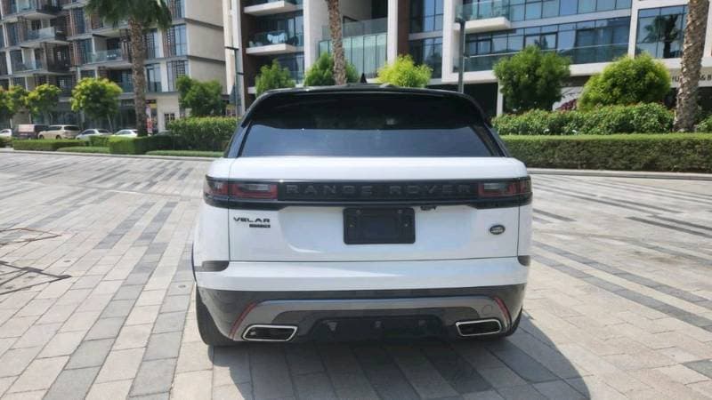 2018 Land Rover Range Rover Velar thumbnail 4