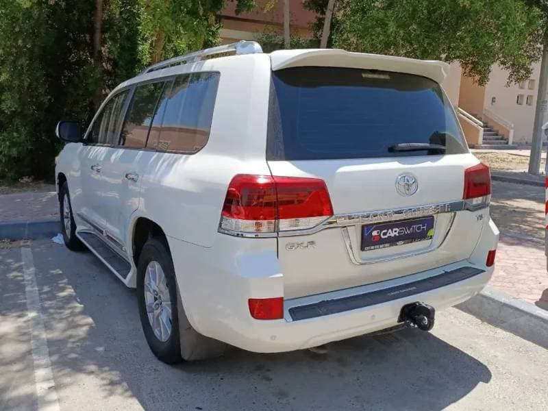 2016 Toyota Land Cruiser thumbnail 7