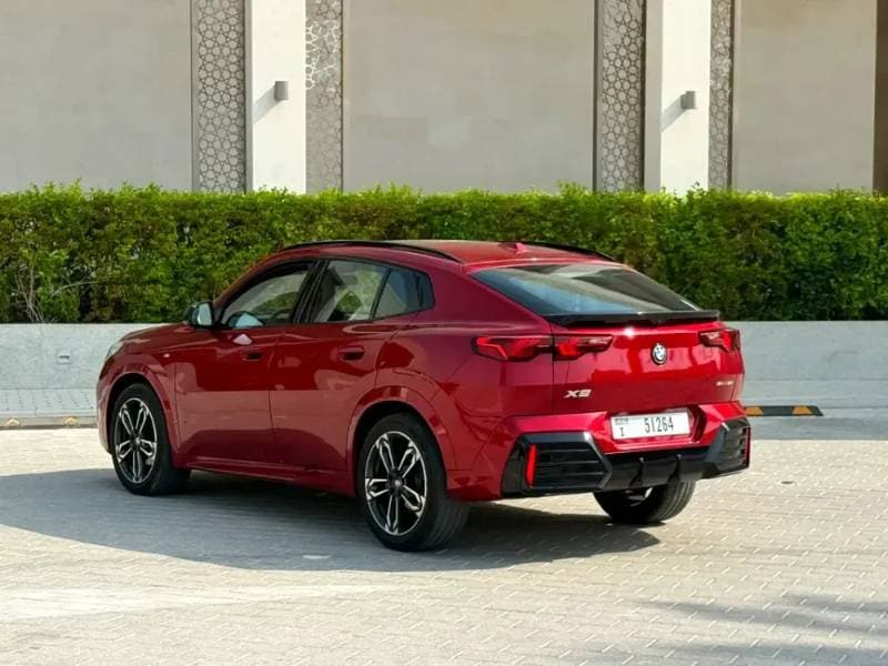 2024 BMW X2 thumbnail 6