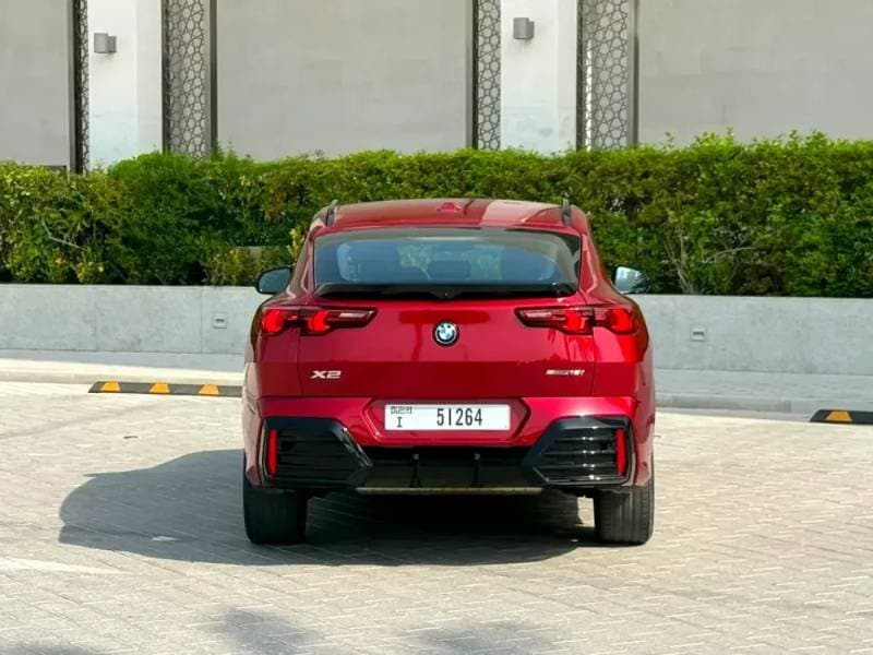 2024 BMW X2 thumbnail 5