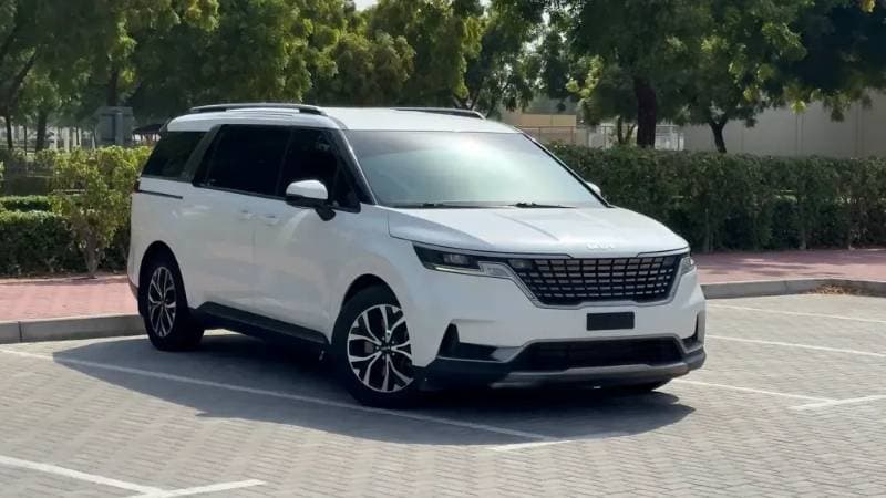 2024 Kia Carnival thumbnail 2
