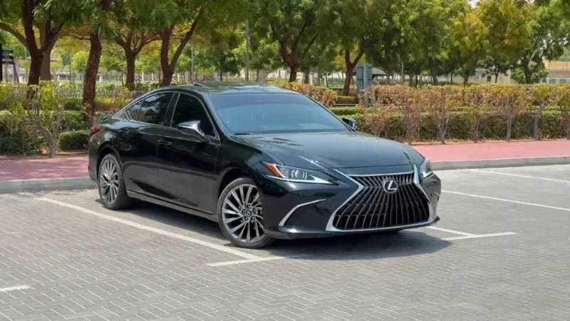 2025 Lexus ES