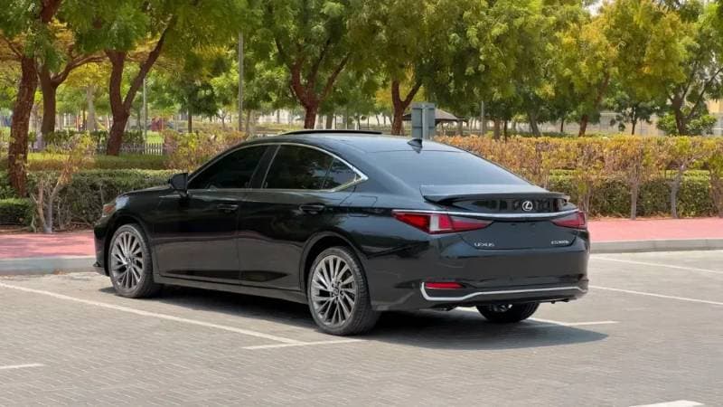 2025 Lexus ES thumbnail 6