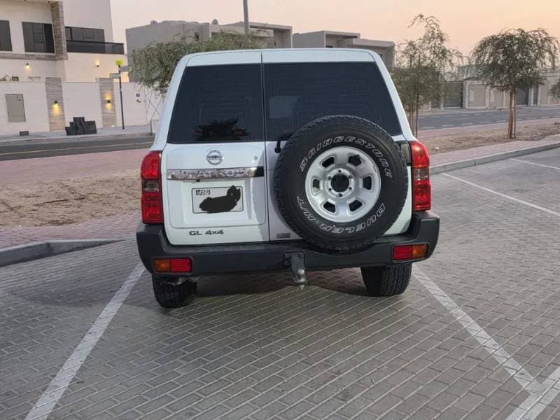 2022 Nissan Patrol thumbnail 2