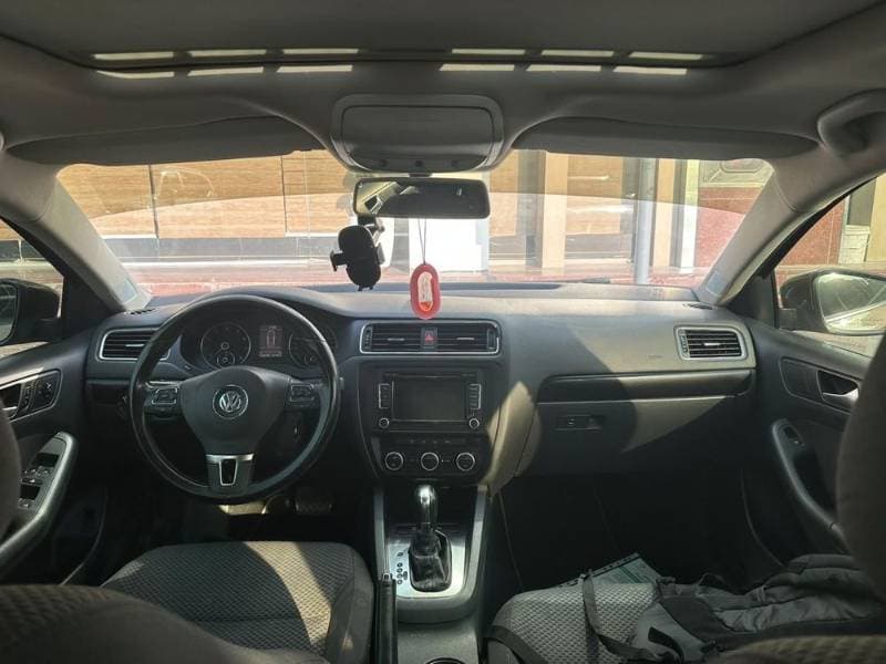 2015 Volkswagen Jetta thumbnail 3
