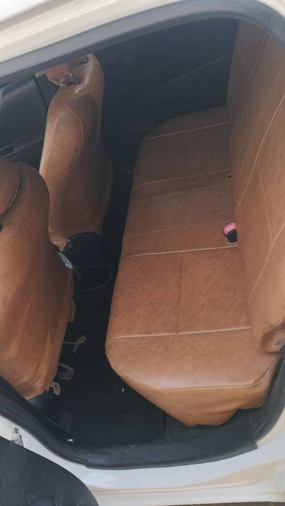 2014 Toyota Yaris thumbnail 3