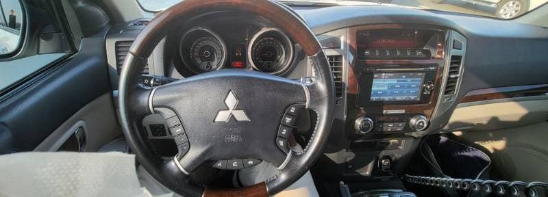 2020 Mitsubishi Pajero thumbnail 5