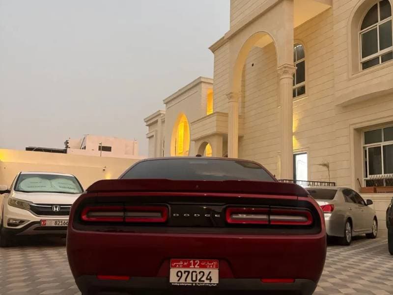 2020 Dodge Challenger thumbnail 2