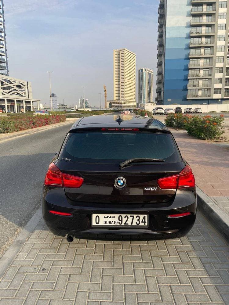 2016 BMW 1 Series Hatchback thumbnail 2
