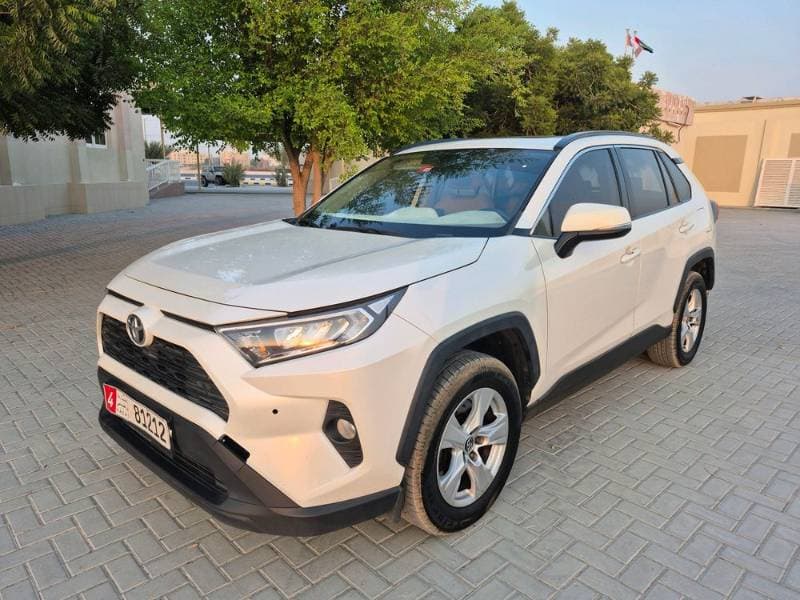 2019 Toyota Rav4 thumbnail 2