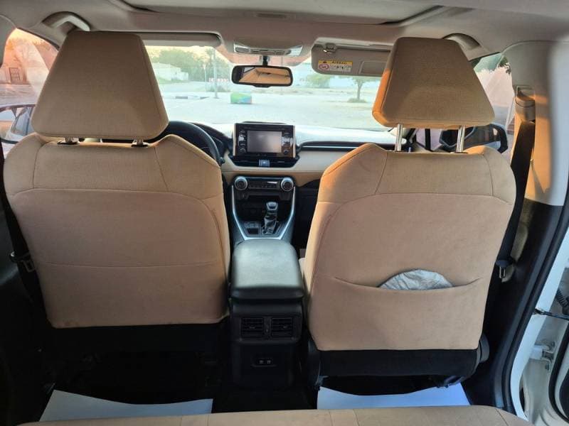 2019 Toyota Rav4 thumbnail 4