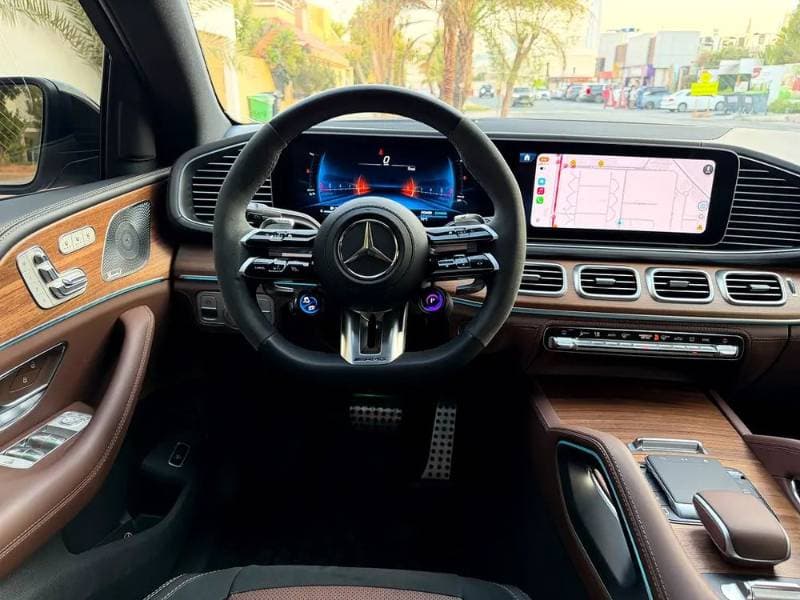 2025 Mercedes-Benz GLE Coupe thumbnail 2