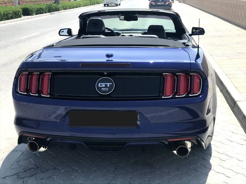 2015 Ford Mustang thumbnail 4